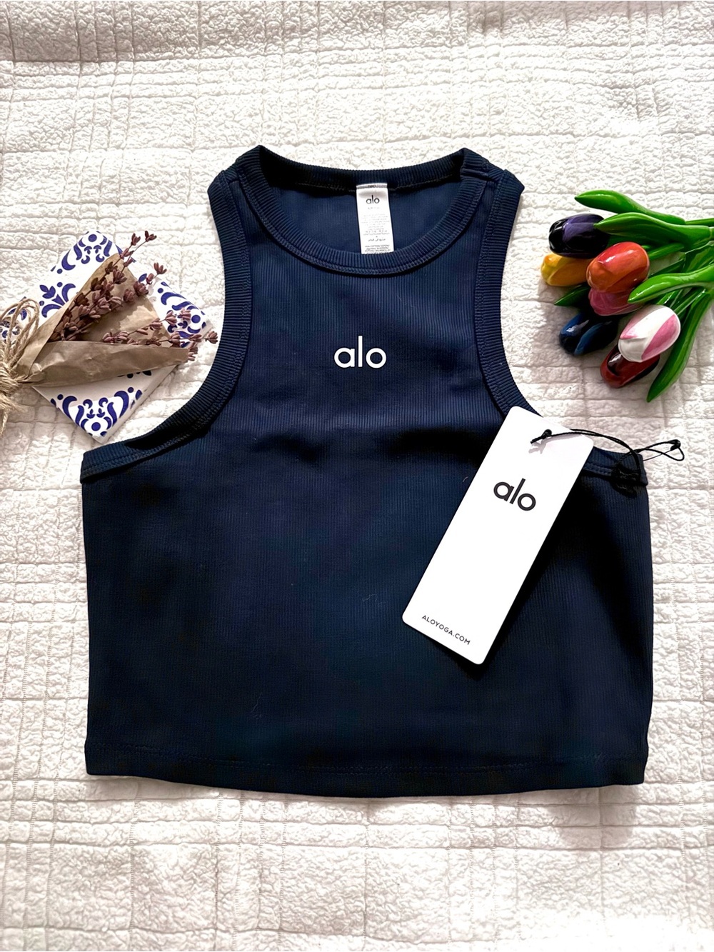 ALO Yoga Women Navy Blue Cropped Top - Picture 2 of 4